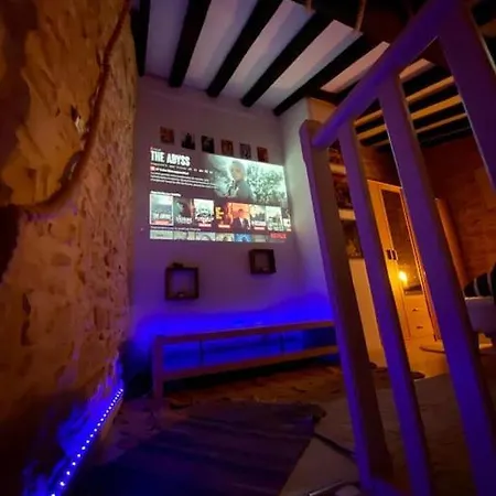 Magnifique Appart Avec Sa Cinema En Coeur De Unique