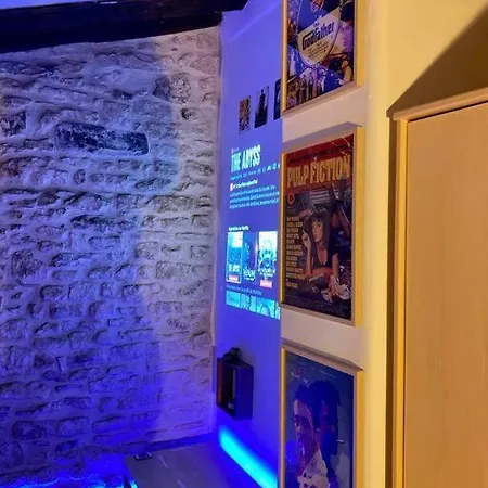 Appartement Magnifique Appart Avec Sa Cinema En Coeur De Unique Nîmes